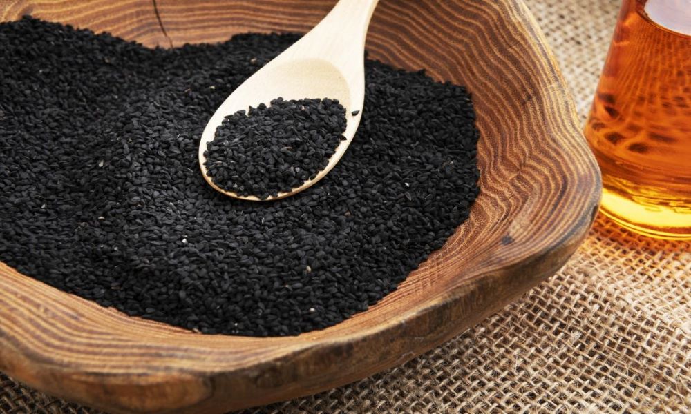 5 Skin Care Benefits of Black Cumin Seed Oil
